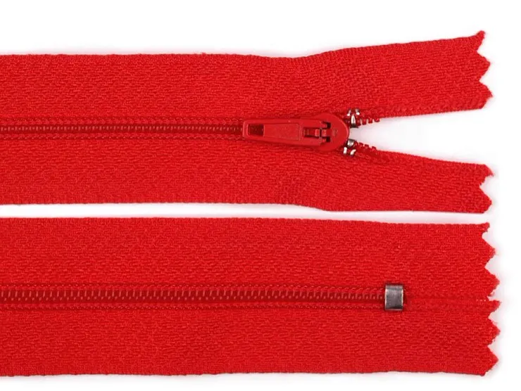 ČERVENÁ * Spirálový zip délka 40 cm - nedělitelný